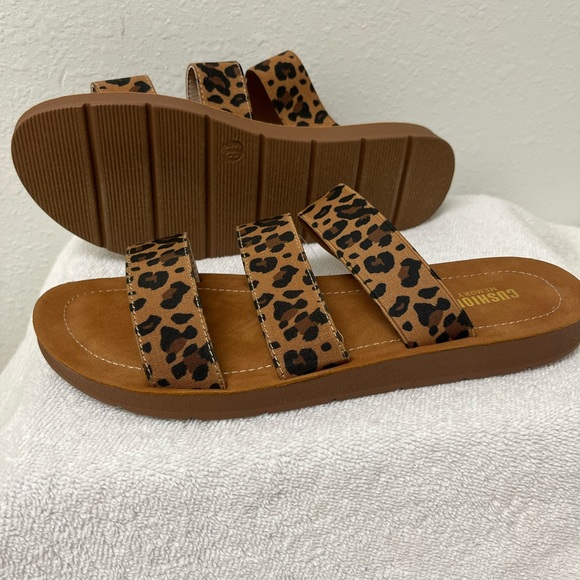 Cusionaire Shoes - Leopard Print Slide Sandals